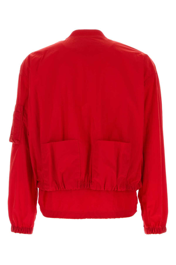 Ortensia Exterior: Nylon Gonne
