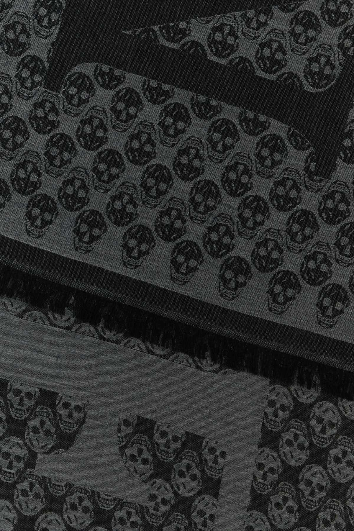 Embroidered Wool Foulard Greyblk Sc Multi Logo Sciarpe E