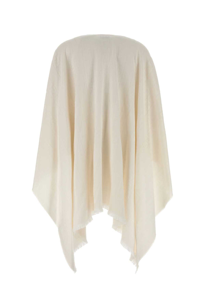 Camelia Exterior: Virgin Wool Silk Cappotti