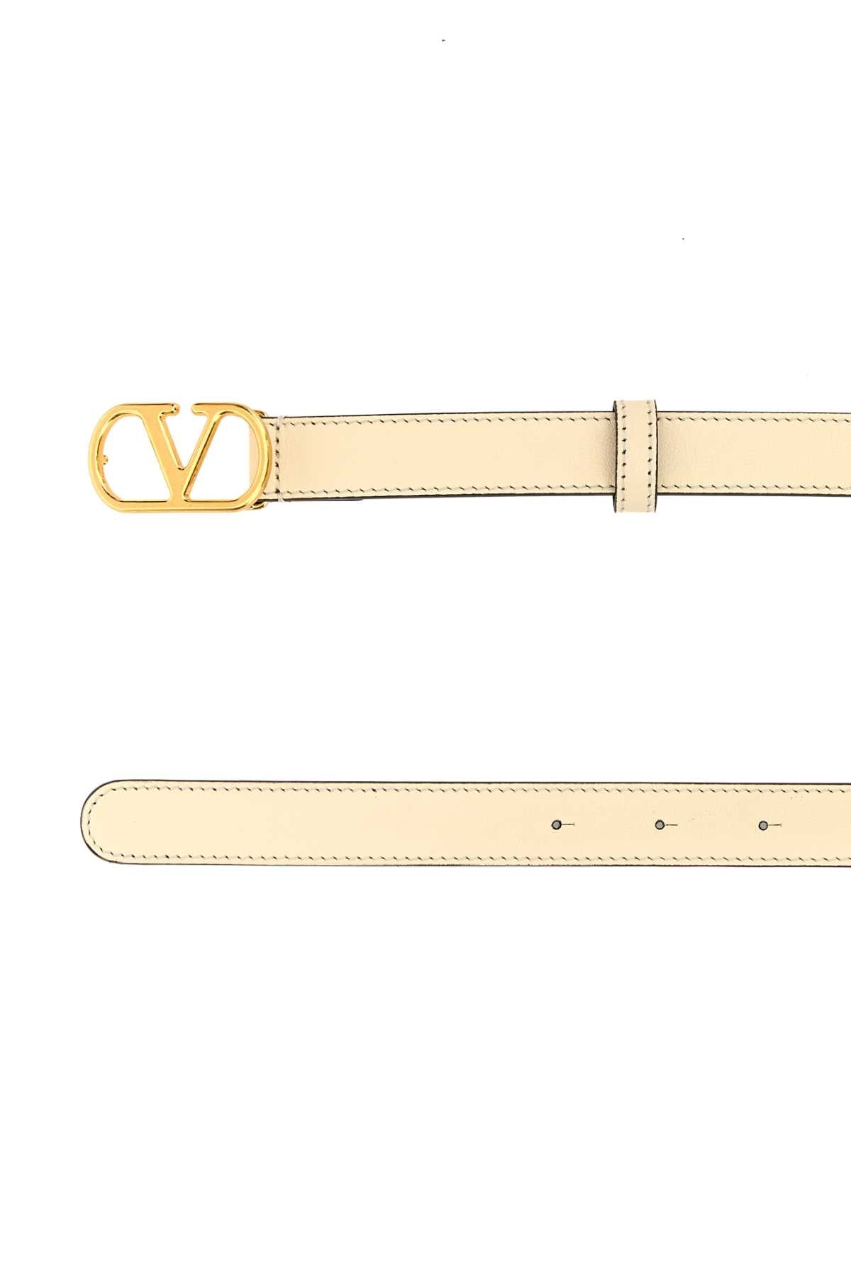 Butterwhite Exterior: Leather Cinture