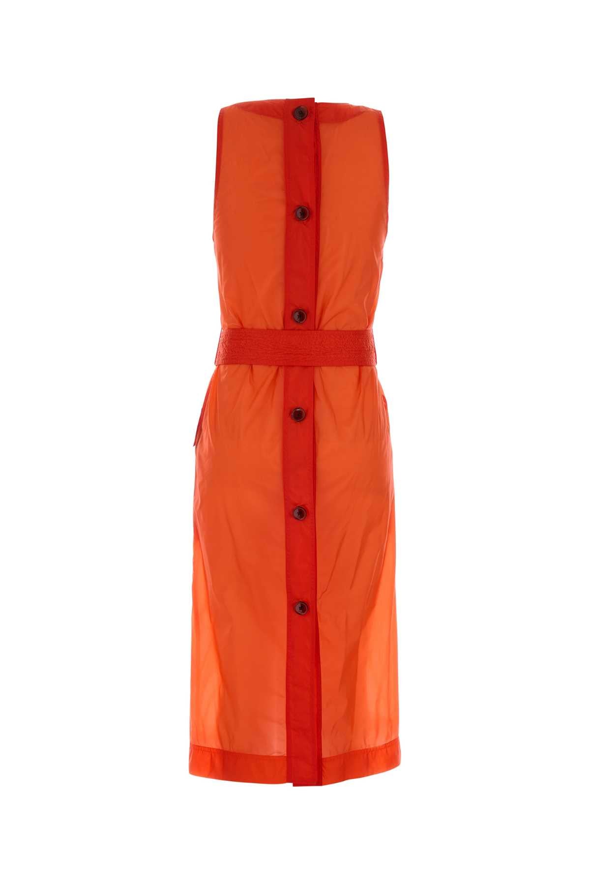 Rougeorange Exterior: Nylon Abiti