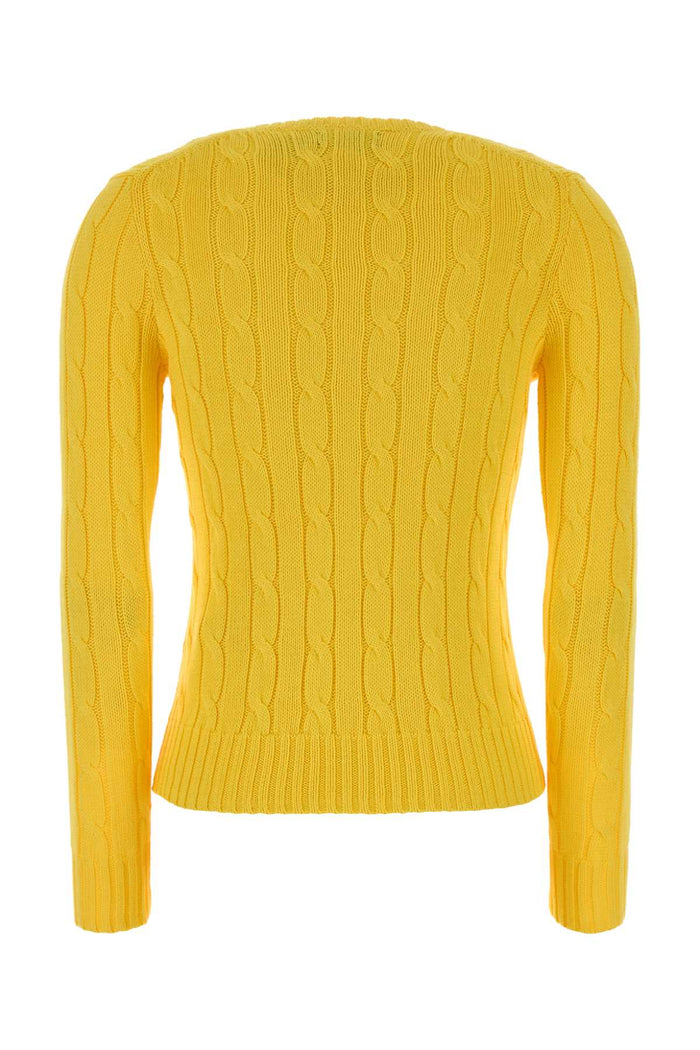 009 Exterior: Cotton Maglieria