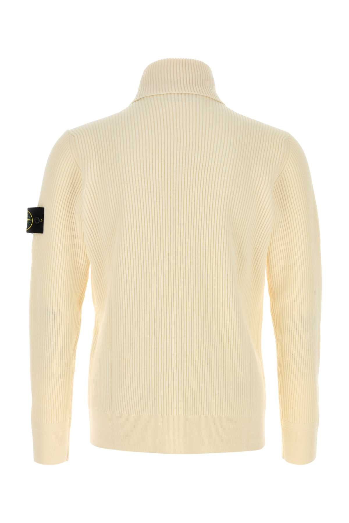 Ivory Exterior: Virgin Wool T-shirt