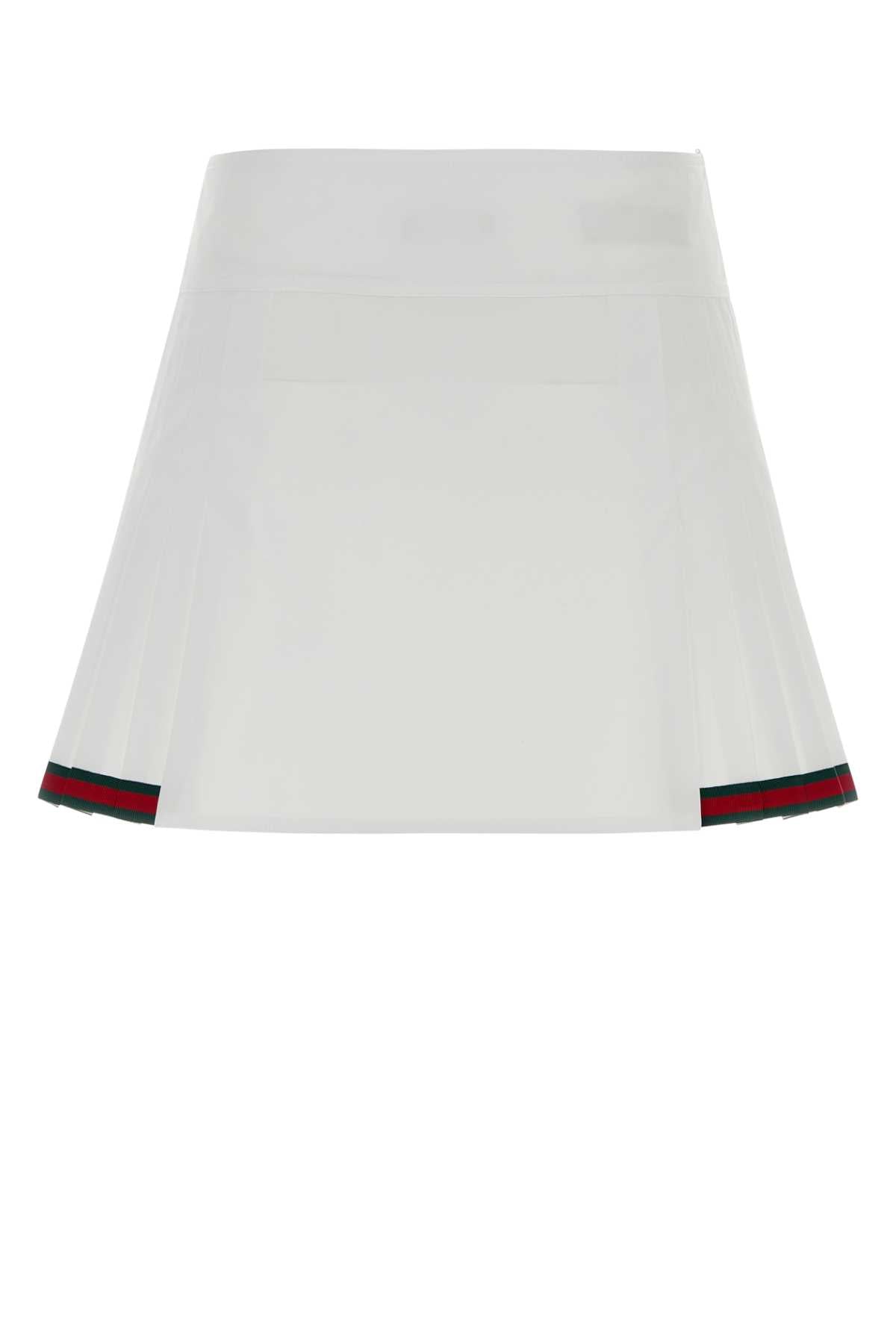 White Exterior: Cotton Gonne