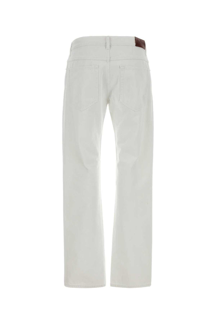 White Exterior: Cotton Jean