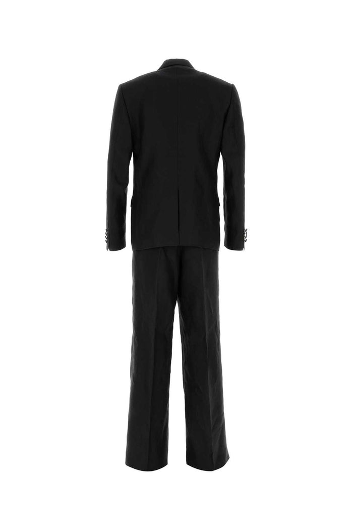 Nero Suits