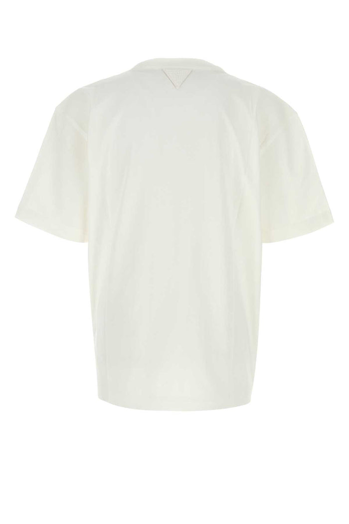 White Cotton T-Shirt Exterior