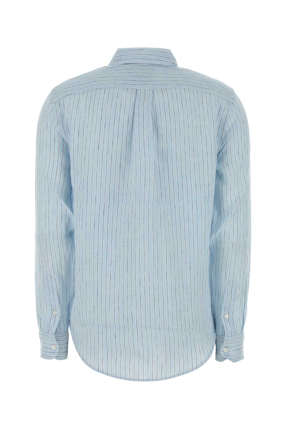 003 Exterior: Linen T-shirt