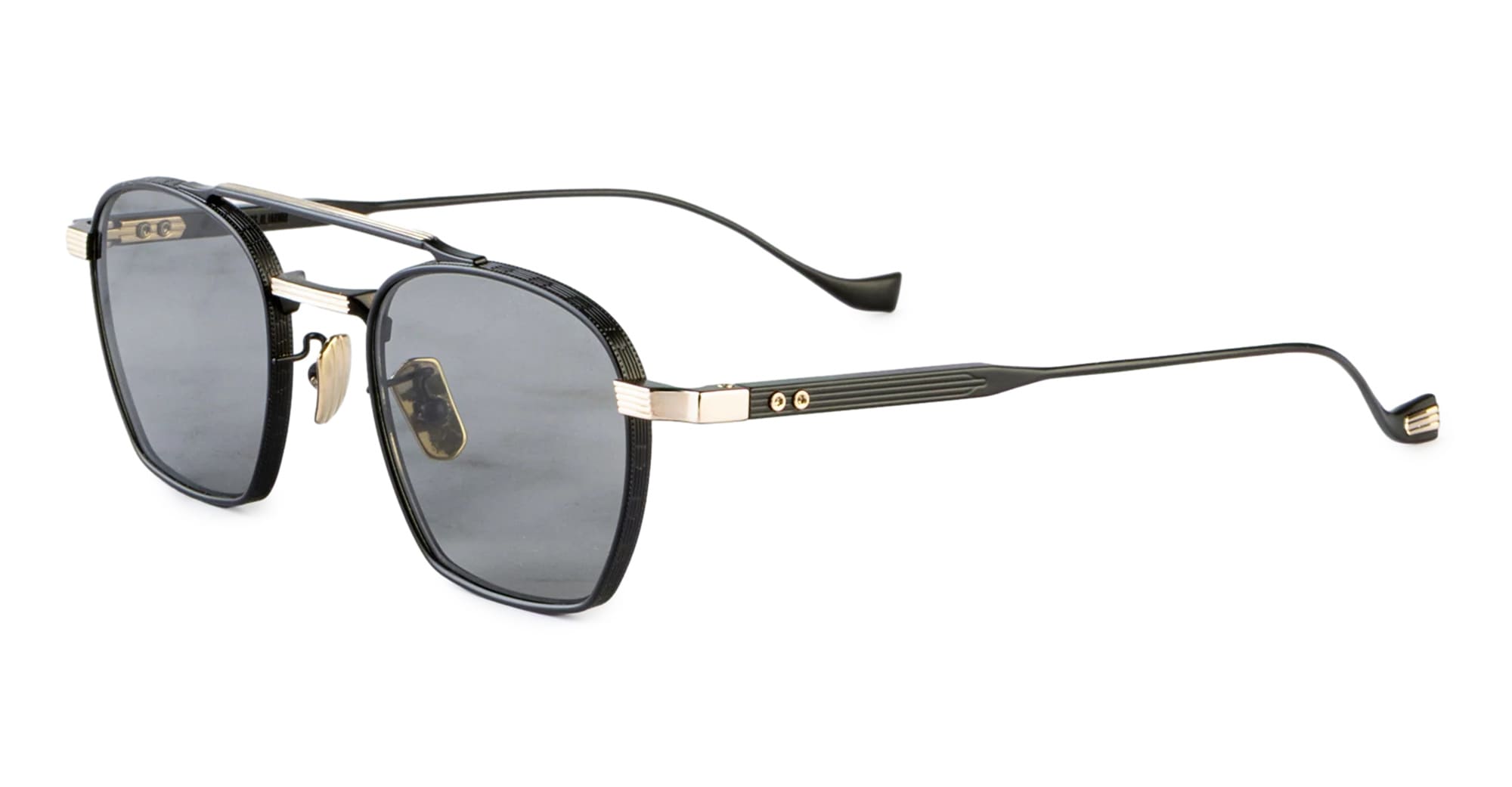 Cgst-1425-48-01 Nd Titanium Sunglasses