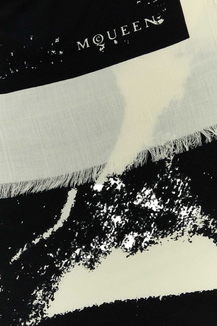 Ivory Silk Blend Scarf Ivoryblack Exterior: Wool Sciarpe E Foulard