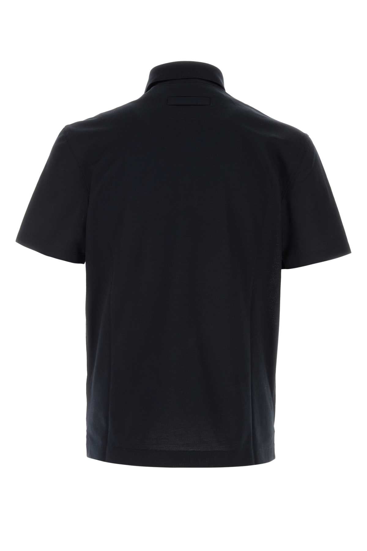 B09 Exterior: Cotton Polo