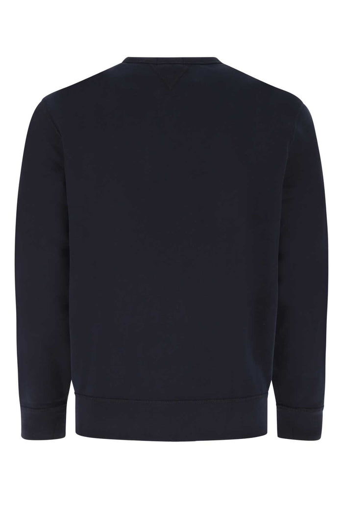 003 Exterior: Cotton Polyester Maglieria