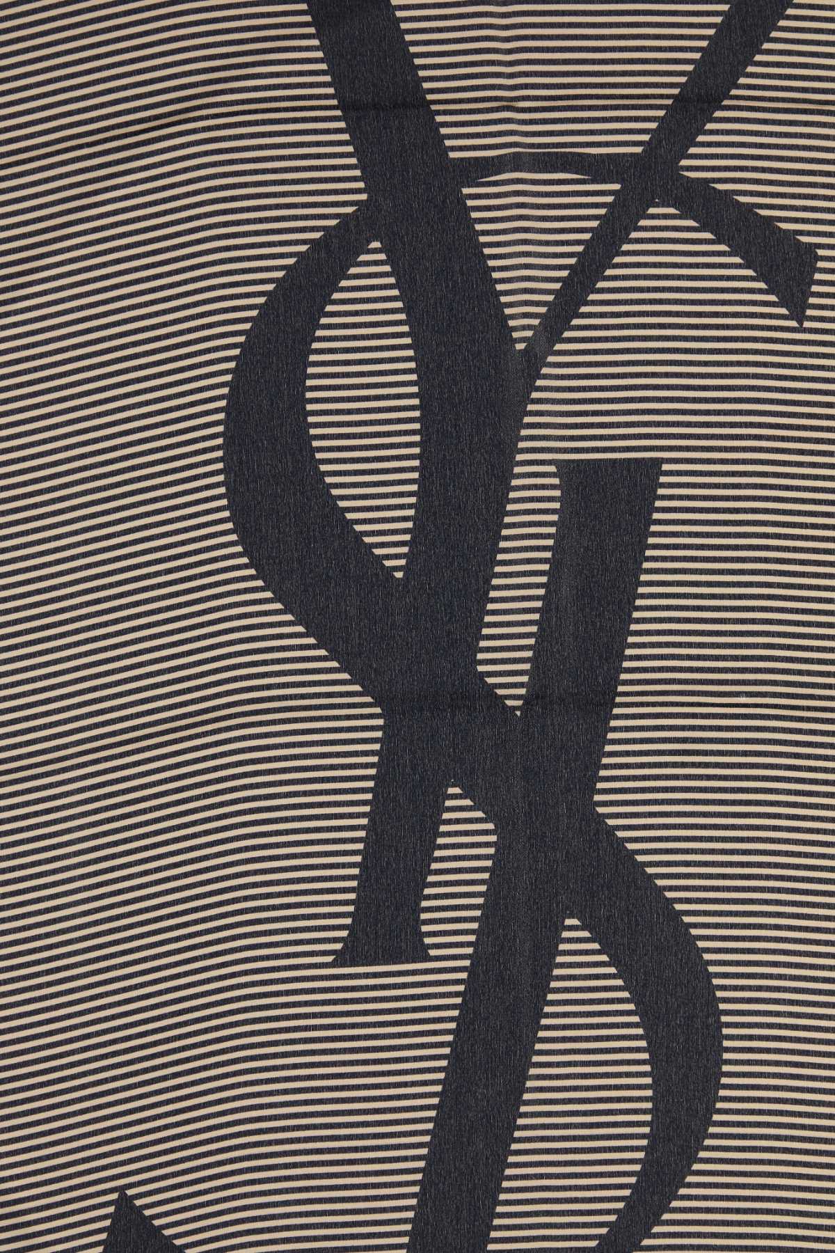 Navyivory Exterior: Silk Sciarpe E Foulard