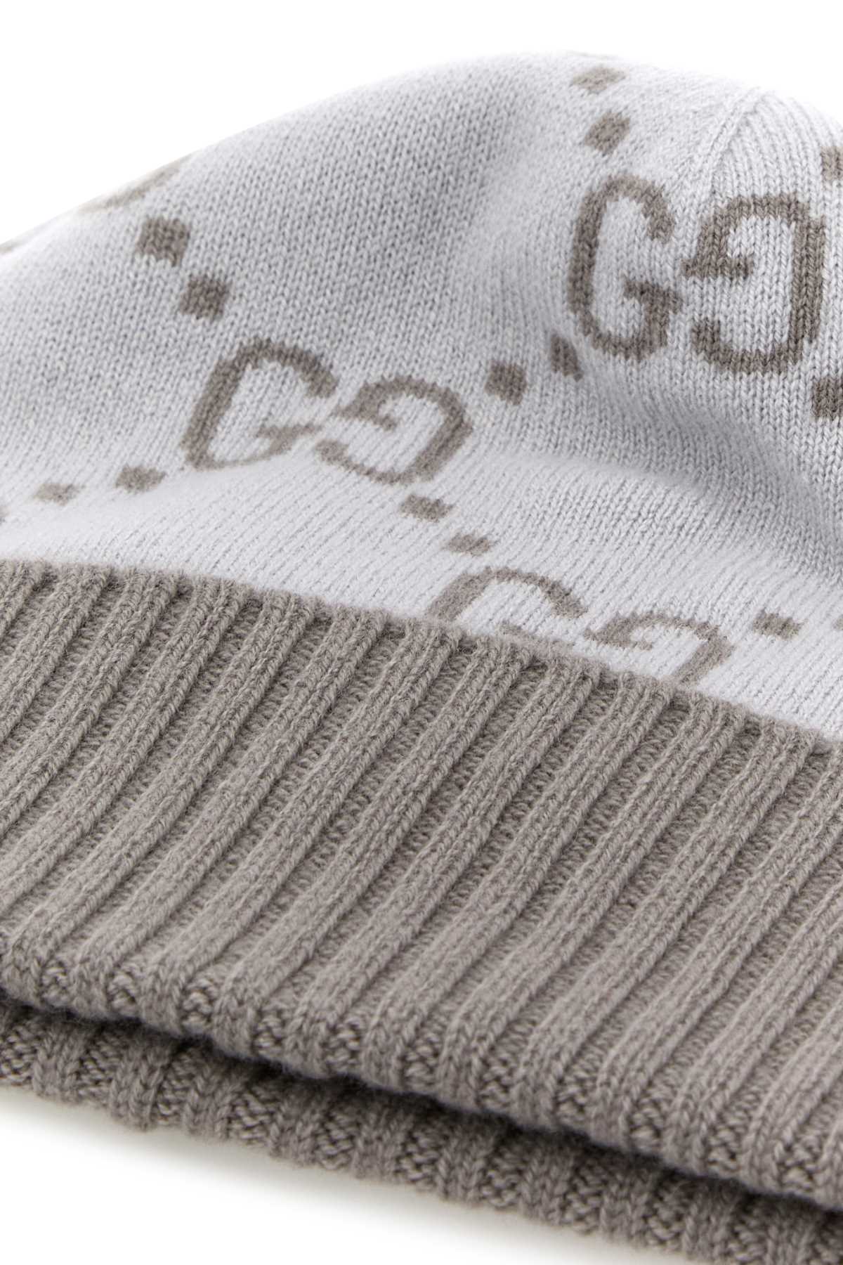 Zinclightgrey Exterior: Cashmere Cuffie