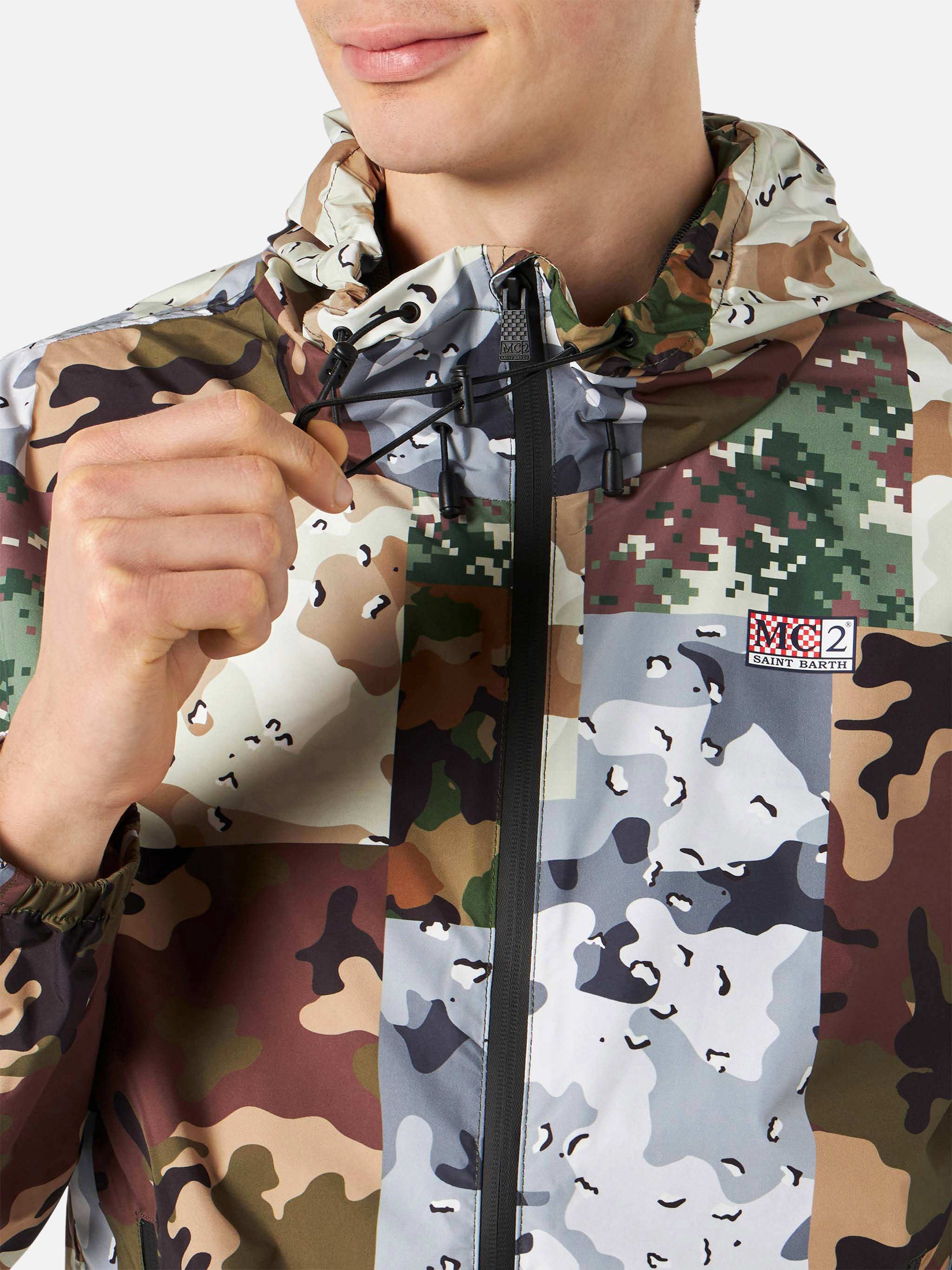 Man Hooded Lightweight Windbreaker With Camouflage Print __single__ Jacket