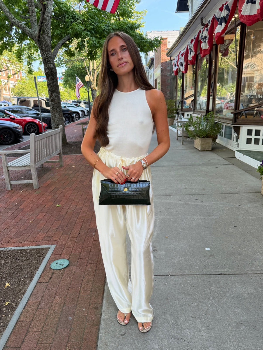 Jordanna Sharp &mdash; Tailored & tonal