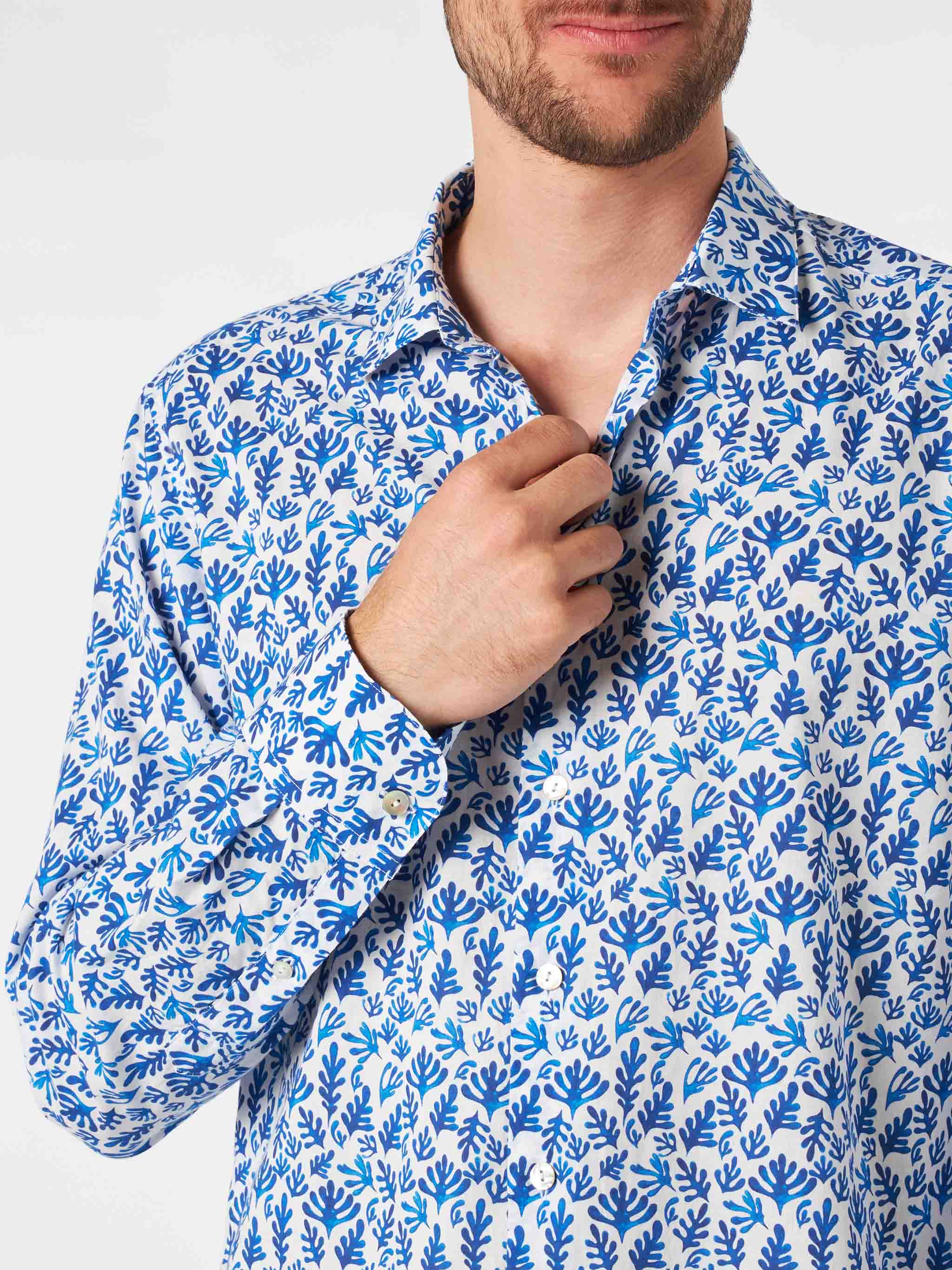Man Muslin Cotton Sikelia Shirt With Blue Leaves Print White