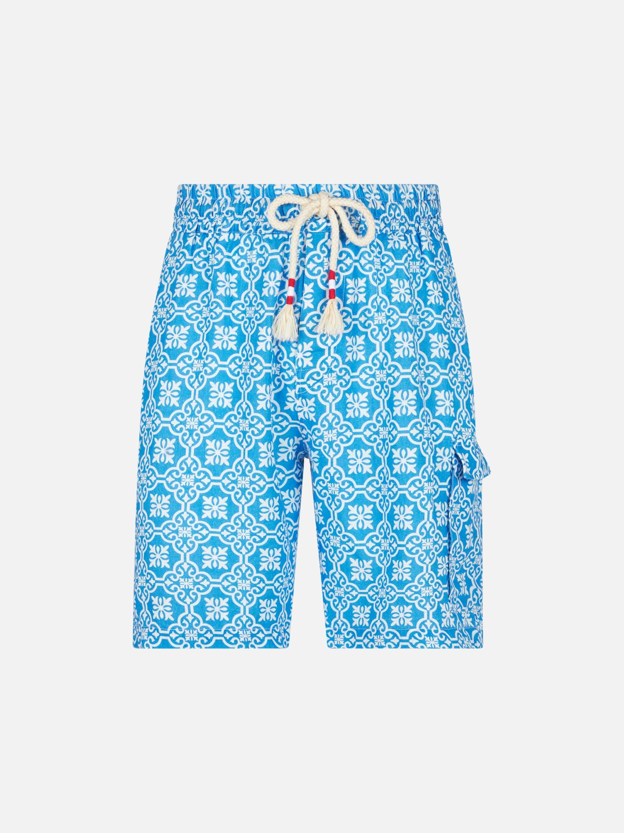 Man Linen Bermuda Shorts With White And Light Blue Majolica Print Pant