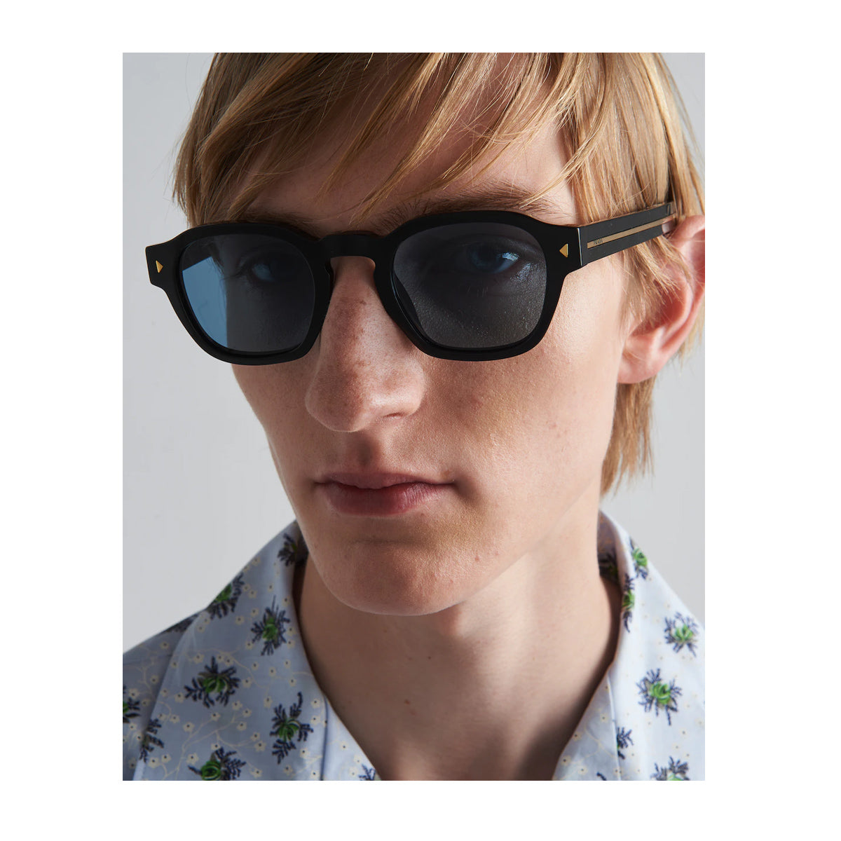 PRA16S 16K04D Nero Acetate Occhiali Sole