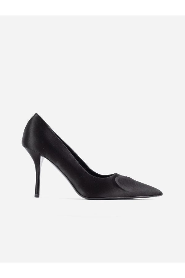 Maison AlaïA Black satin heels in black