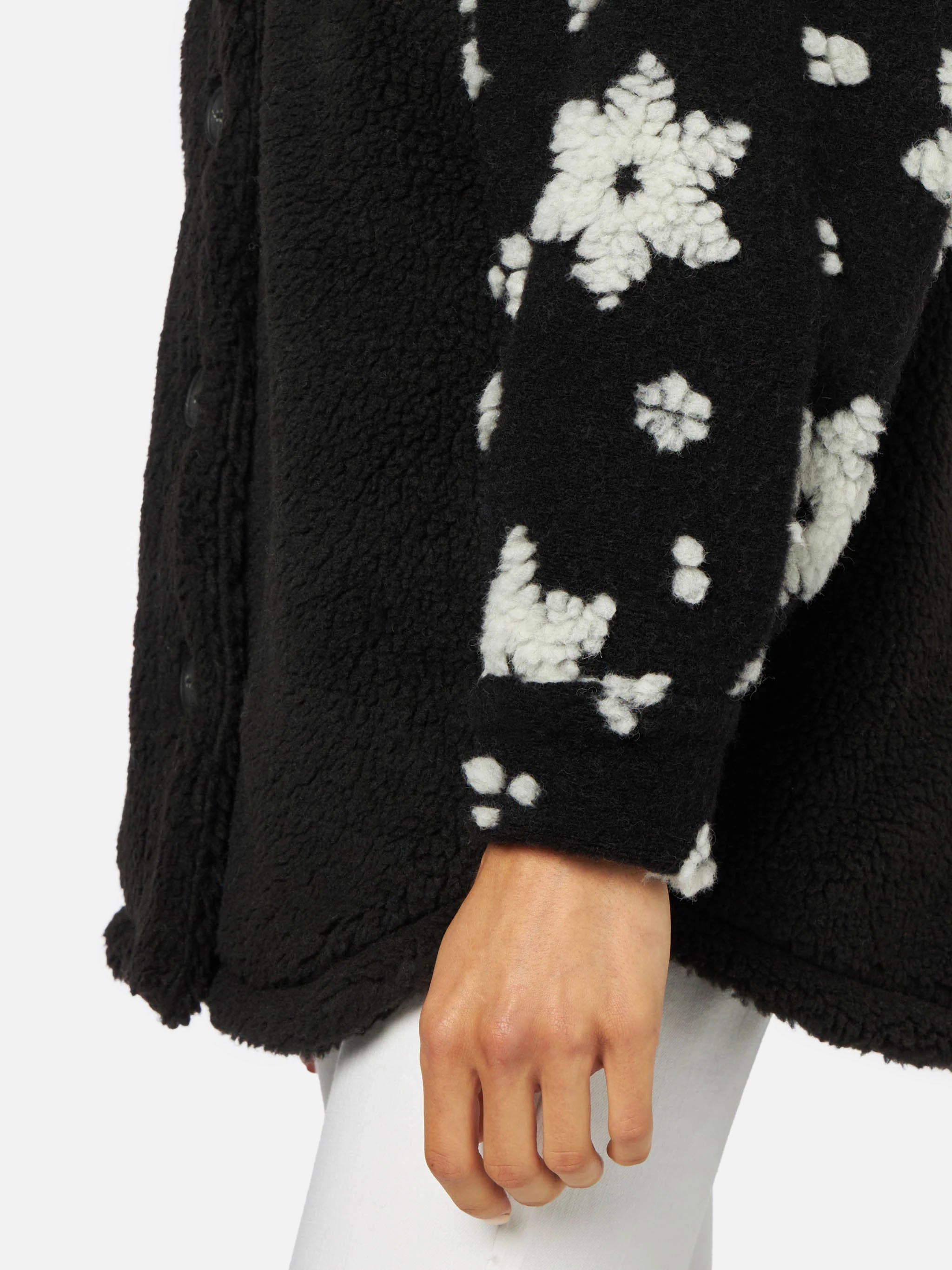 Black Sherpa Elys Jacket With Snowflake Pattern